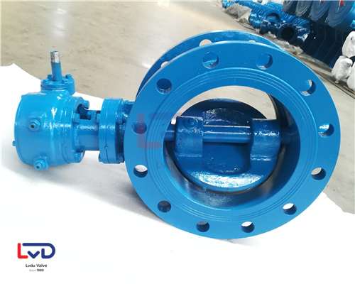 渦輪傳動掛膠蝶閥操作方便、使用壽命長